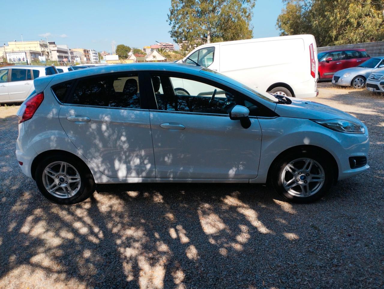 Ford Fiesta 1.5 TDCi 75CV 5 porte