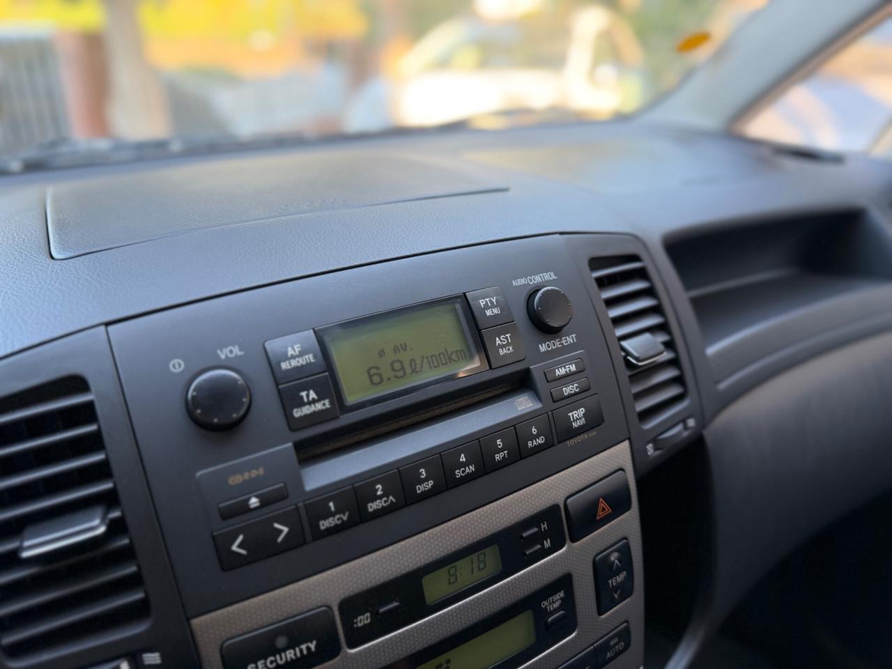 Toyota Corolla Verso 1.8 16V