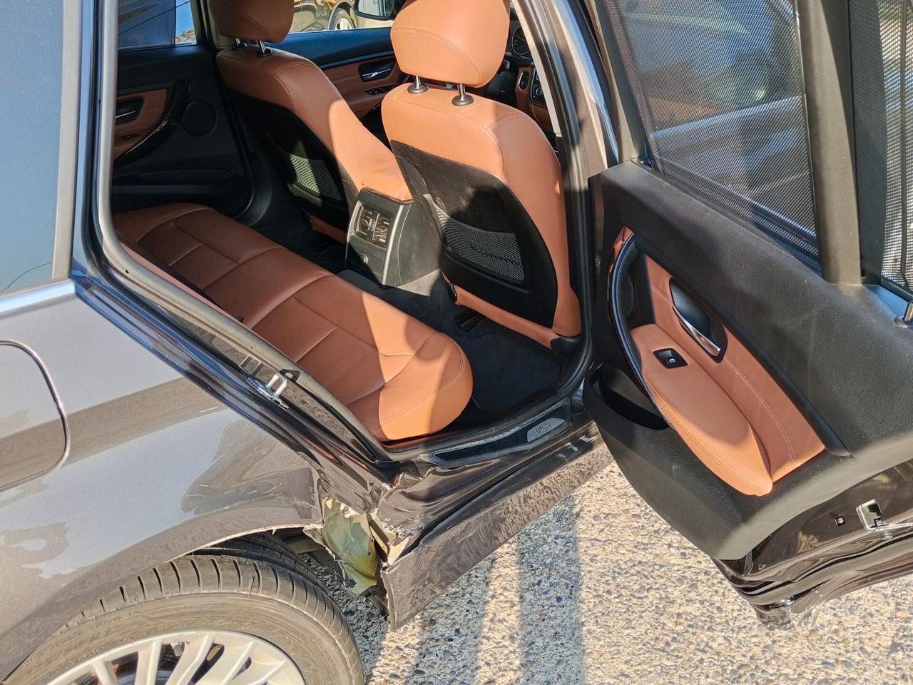 Bmw 318d Touring Luxury Automatica CRASH/ SINISTRATA