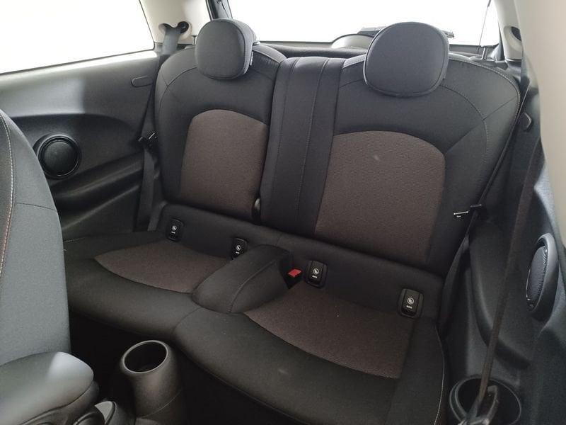 MINI Mini 5 porte Mini 2014 Diesel Mini 1.5 Cooper D Business 3p