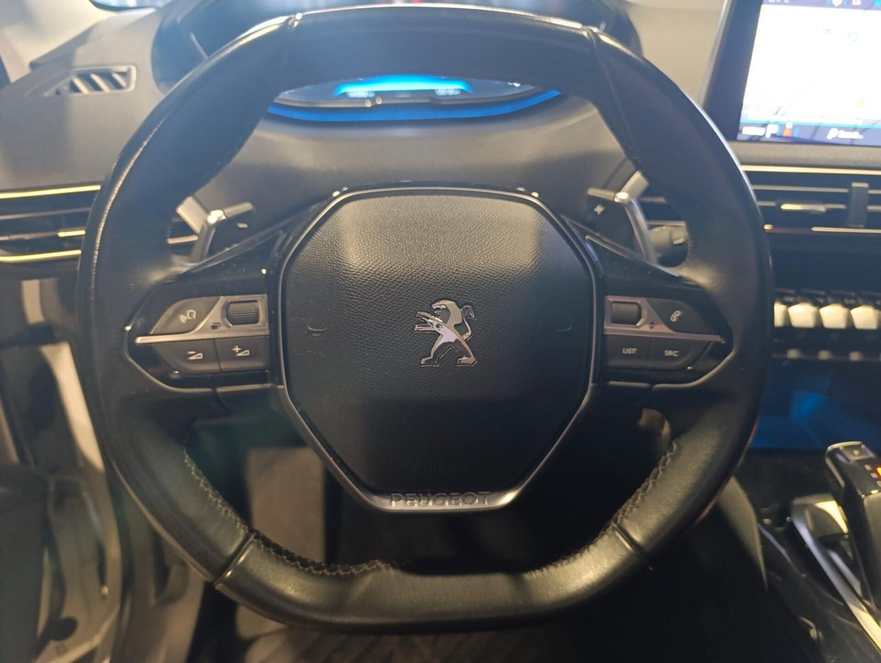 Peugeot 3008 del 2018 - full optional 140.000 km -