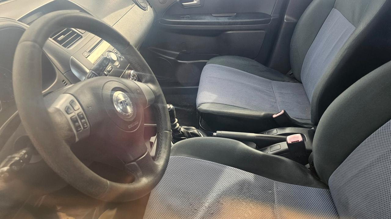 Fiat Sedici 1.9 MJT 4x4 Experience