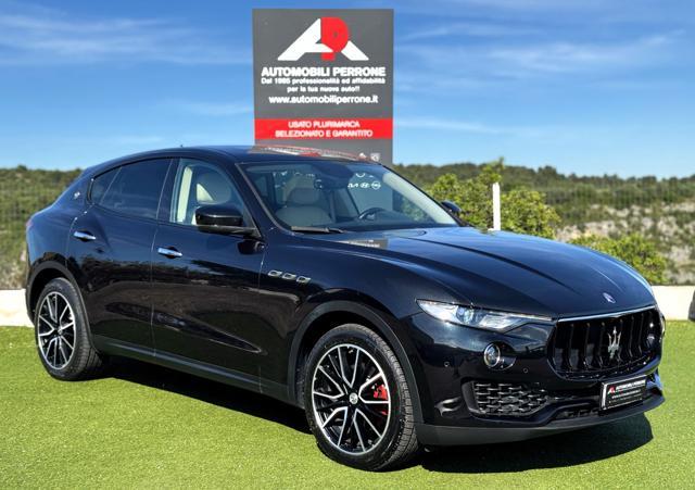 MASERATI Levante V6 Diesel 250cv AWD Granlusso (Tetto/APP/Retro)