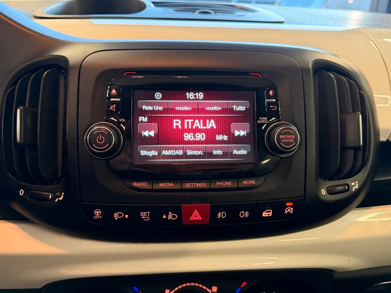 FIAT 500 L 1.3 MJT LOUNGE 85CV TETTO OK NEOPATENTATI ANNO 2013