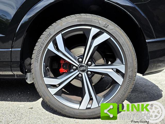 AUDI Q3 SPB 35 TFSI S tronic Identity Black S Line Edition