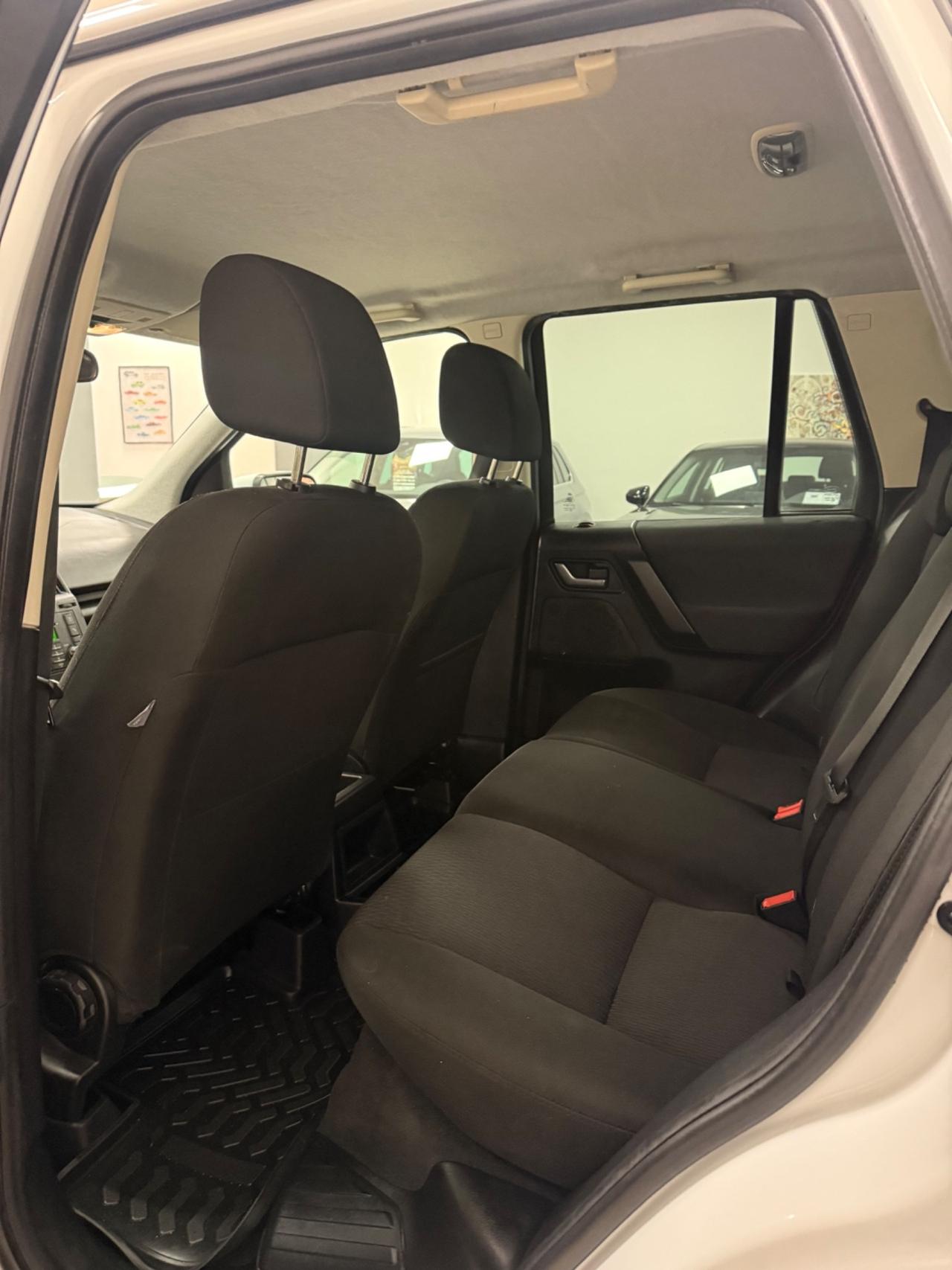 Land Rover Freelander 2.2 TD4 S.W. SE