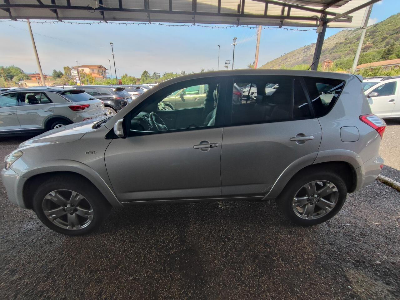 Toyota RAV 4 RAV4 Crossover 2.2 D-Cat A/T 150 CV Luxury