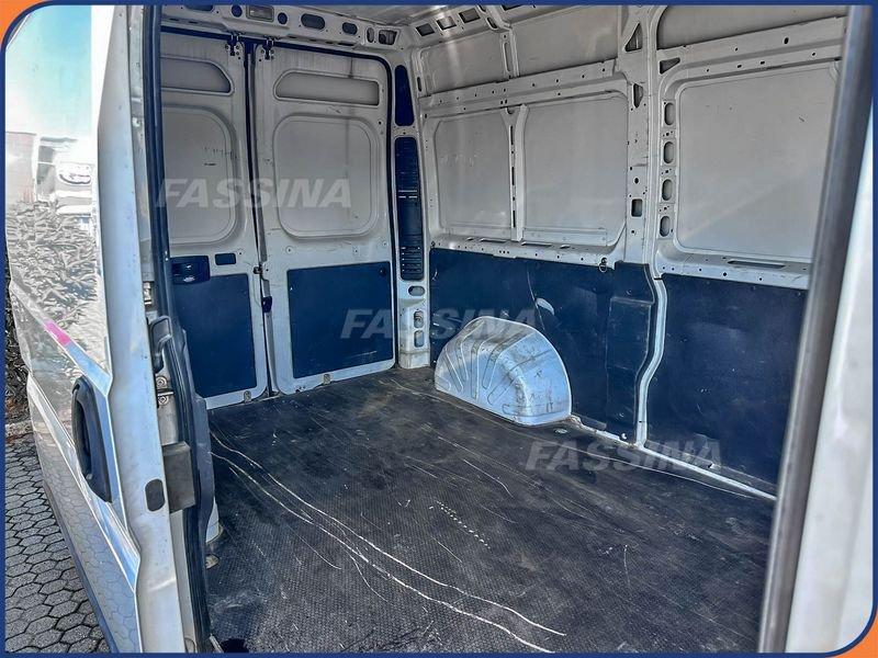 Peugeot Boxer Boxer 335 2.2 bluehdi S&S L2H2 Lamierato 140cv