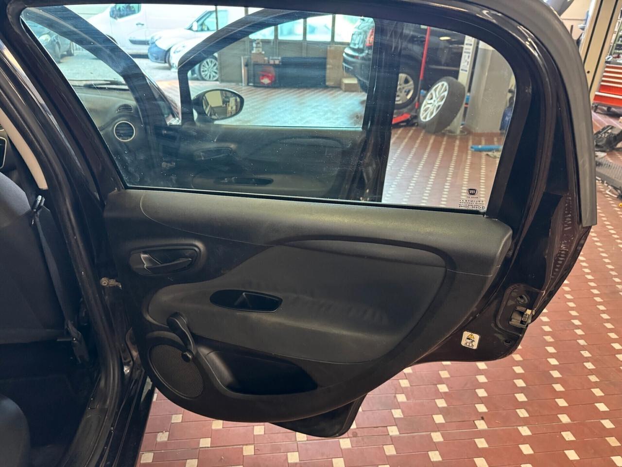 Fiat Punto Evo 1.4 5 porte Emotion Natural Power - BENZINA / METANO