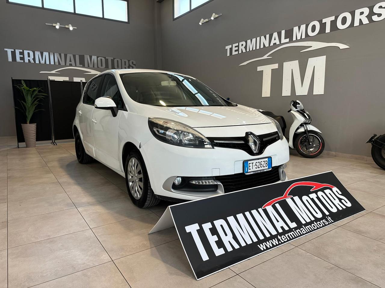 Renault Scenic Scénic 1.5 dCi 110CV EDC