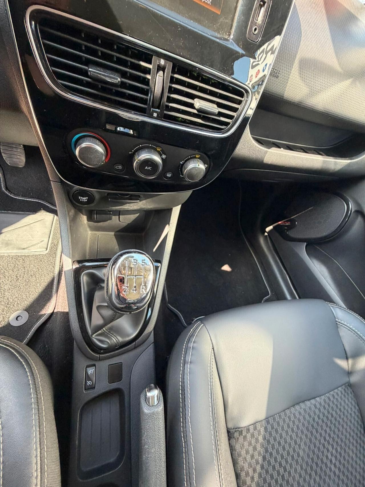 Renault Clio dCi 8V 75 CV 5 porte Duel2