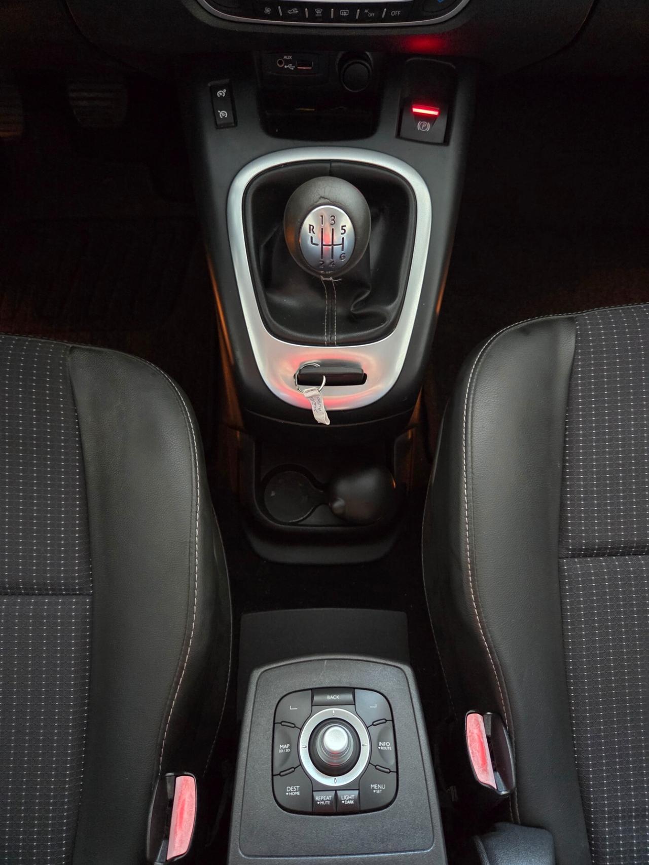 Renault Scenic Scénic X-Mod 1.5 dCi 110CV Attractive