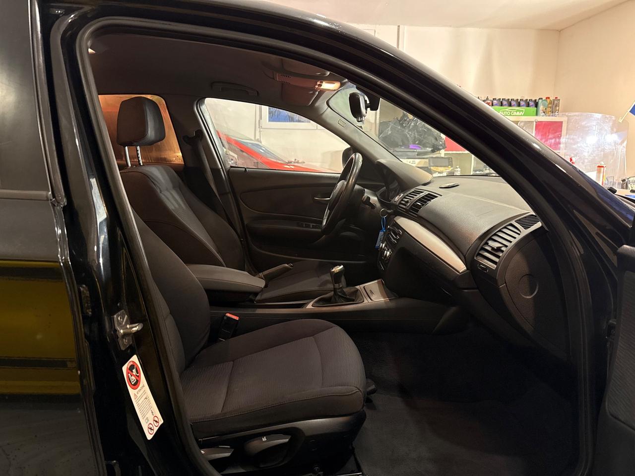 Bmw 118d 2011 NEOPATENTATI