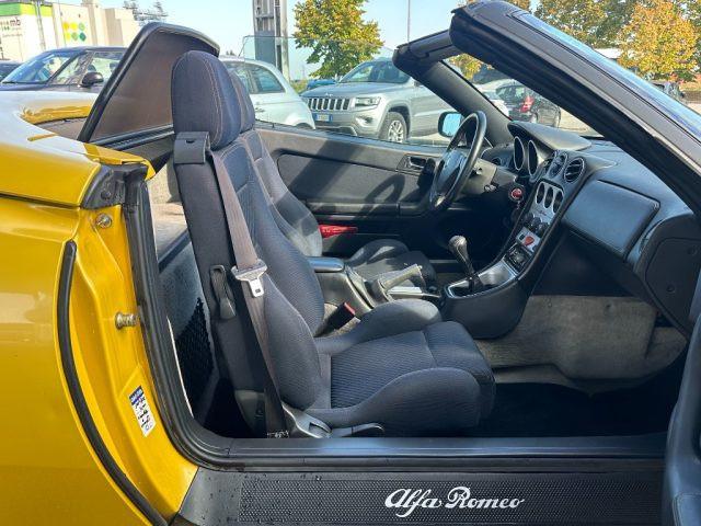 ALFA ROMEO Spider 1.8i 16V Twin Spark cat