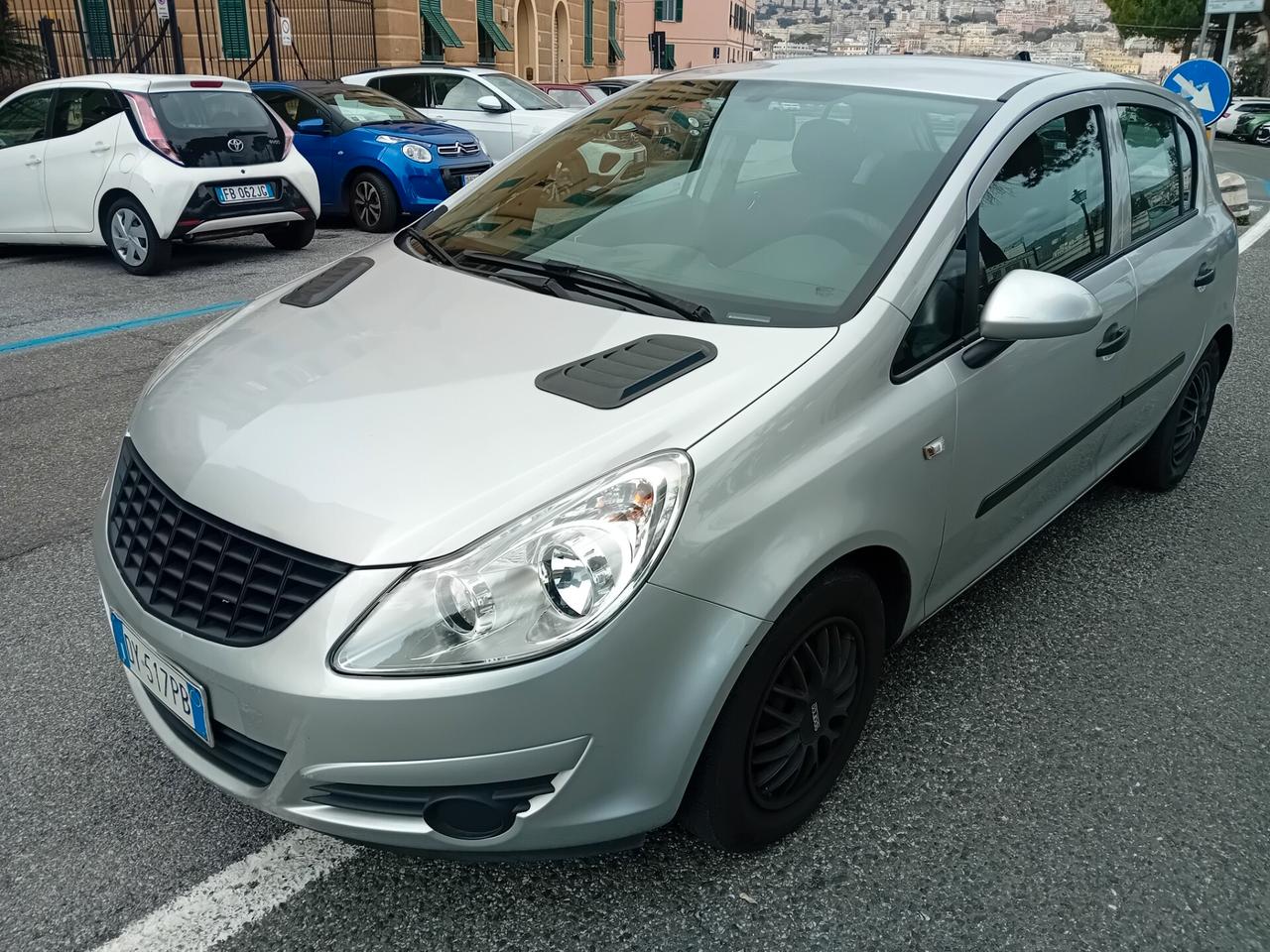 Opel Corsa 1.0 12V 5 porte Club