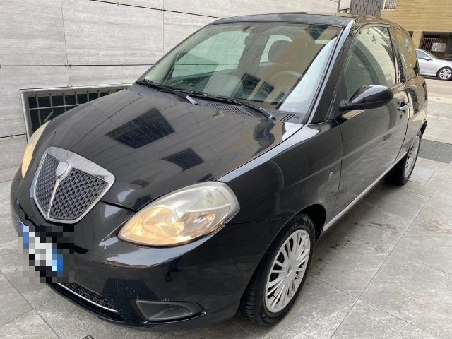 LANCIA Ypsilon 1.2 Argento TETTO PANORAMICO OK NEOPATENTATI