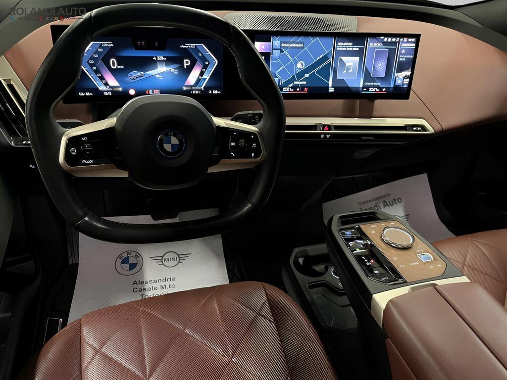 BMW iX 50 pacchetto sportivo xDrive