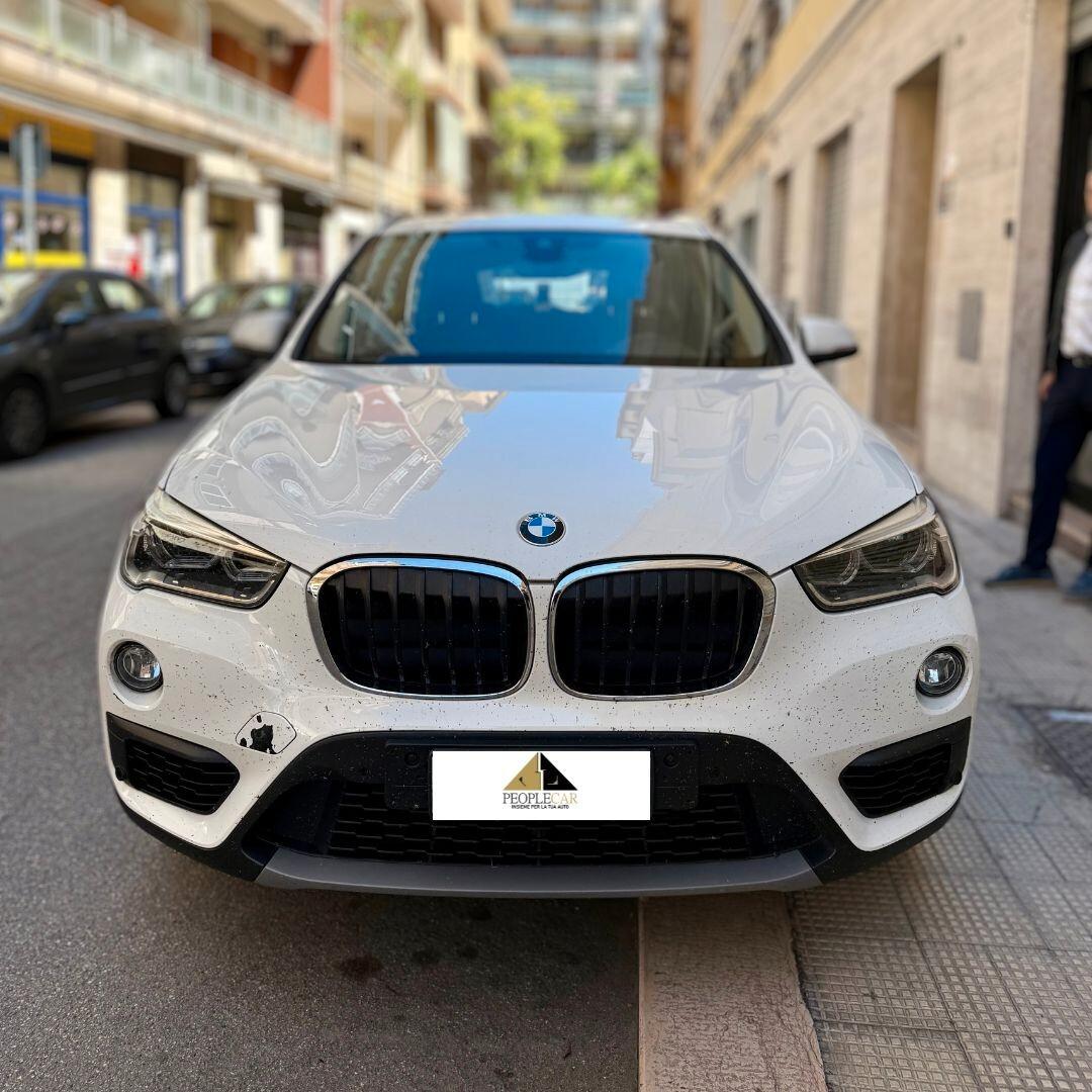 BMW X1 sDrive18d Sport 2016
