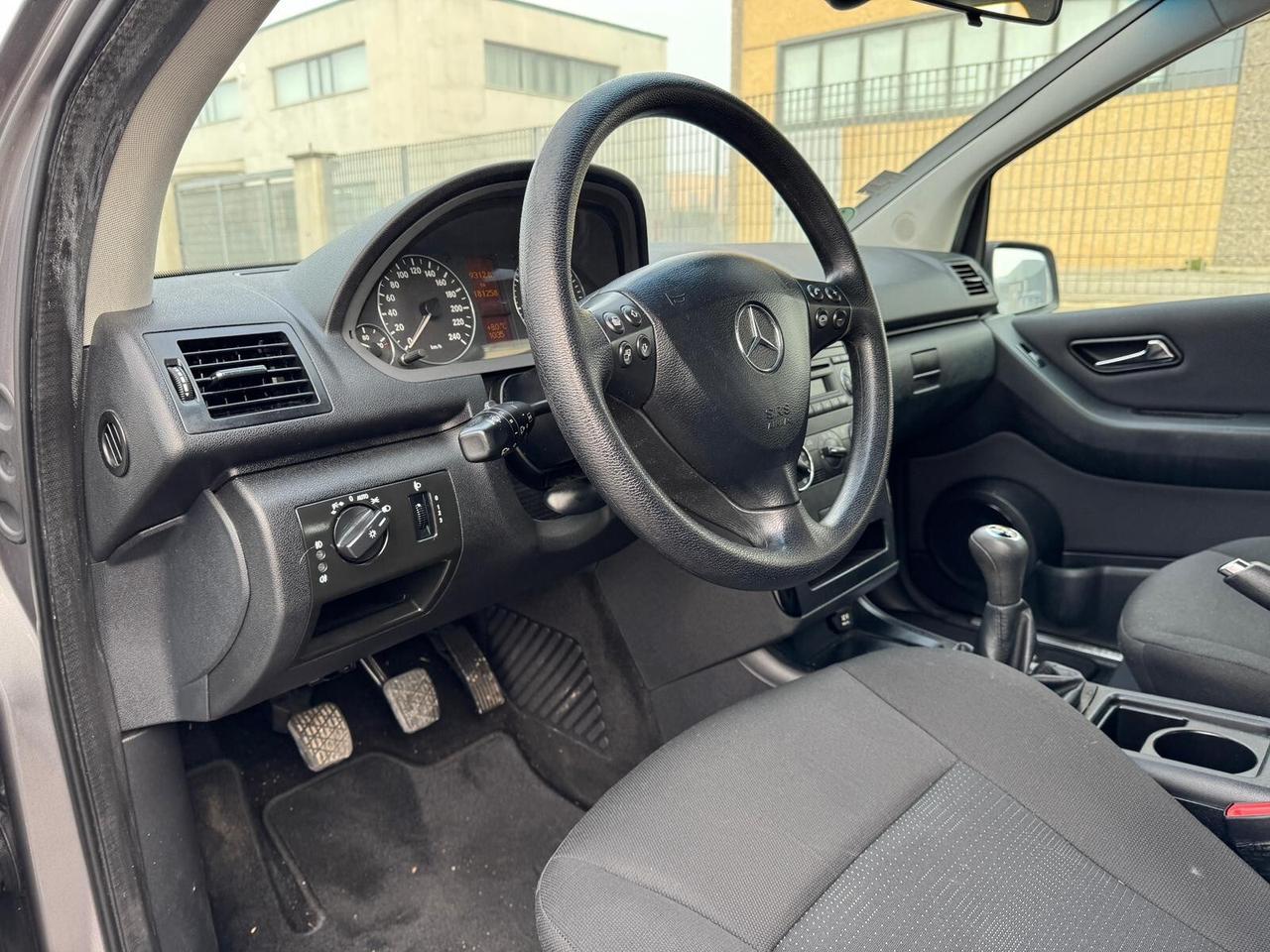 Mercedes-benz A 160 BlueEFFICIENCY Special Edition Sport