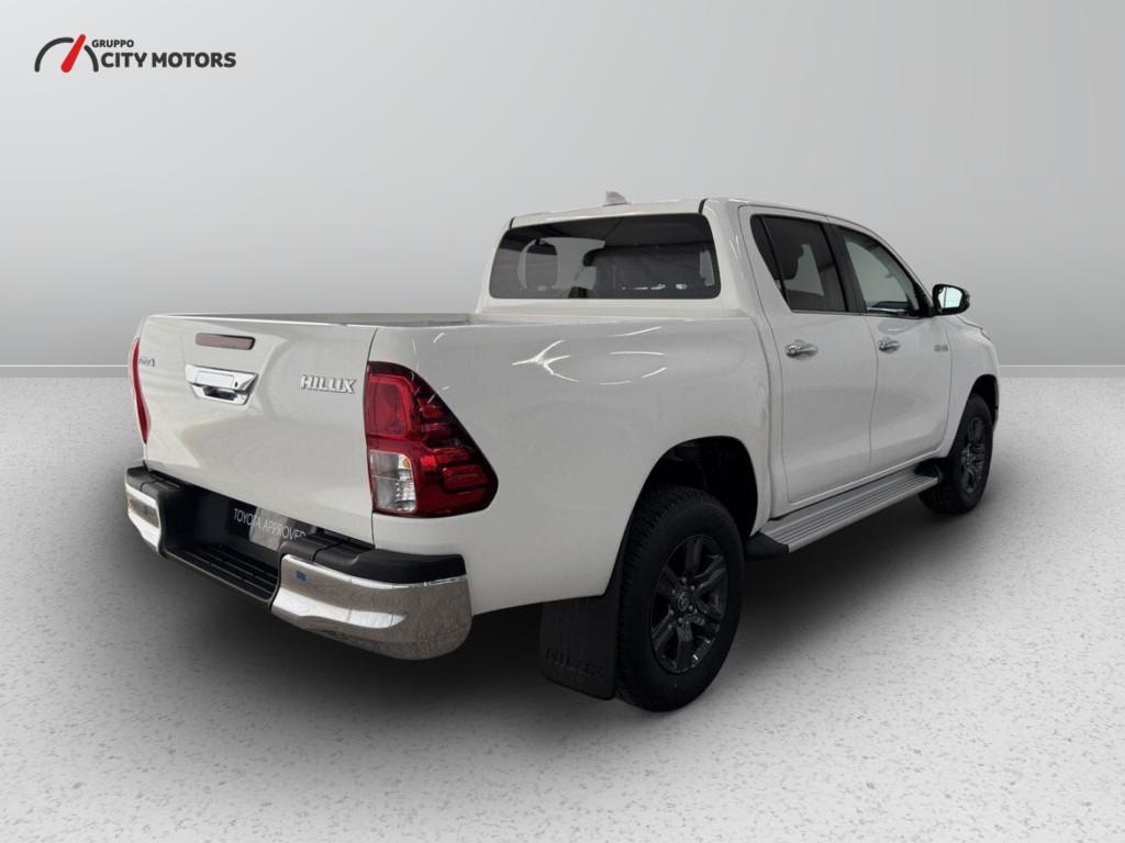 Toyota Hilux Double Cab 2.4 D-4D Lounge A/T