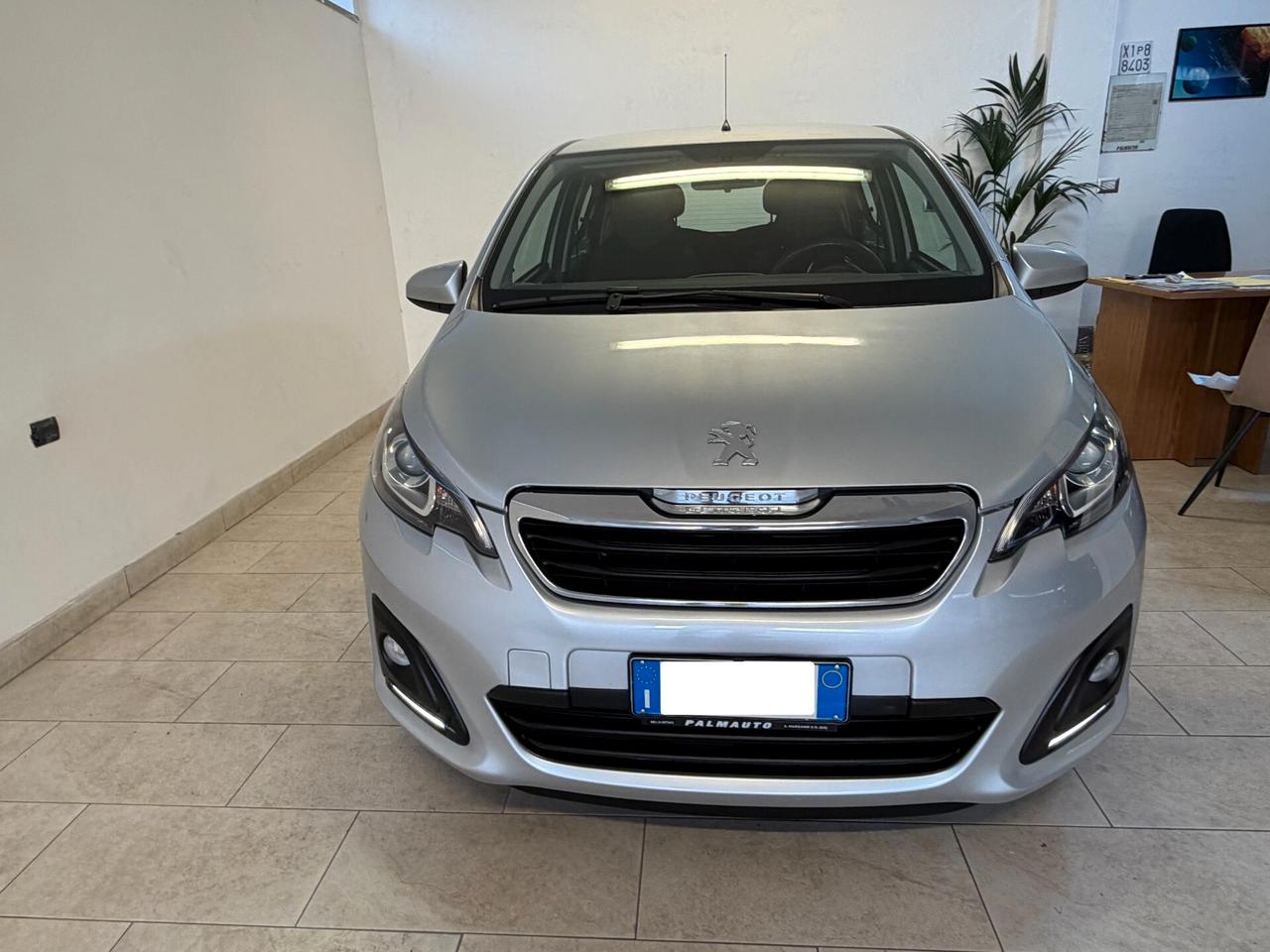 Peugeot 108 5P 1.0 68 CV Allure FULL OPT FRIZIONE NEOPATENTATI TAGLIANDATA