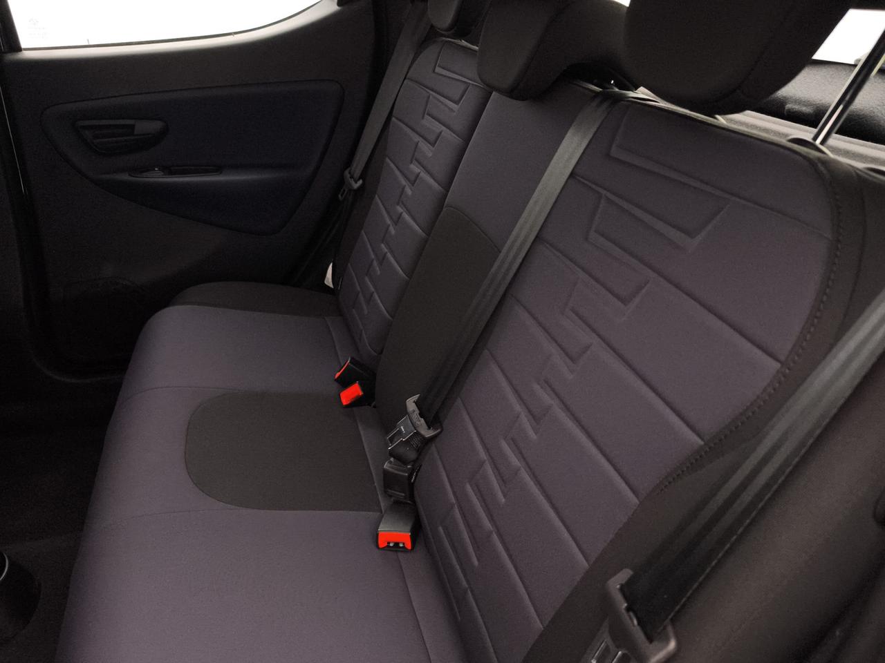 LANCIA Ypsilon III 2021 - Ypsilon 1.0 firefly hybrid Silver s&s 70cv