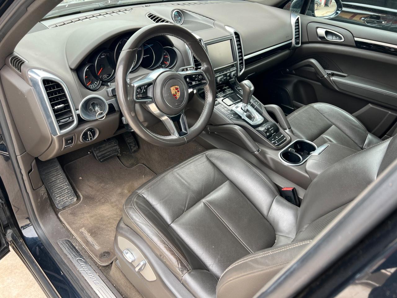 Porsche Cayenne 3.0 Diesel Platinum Edition