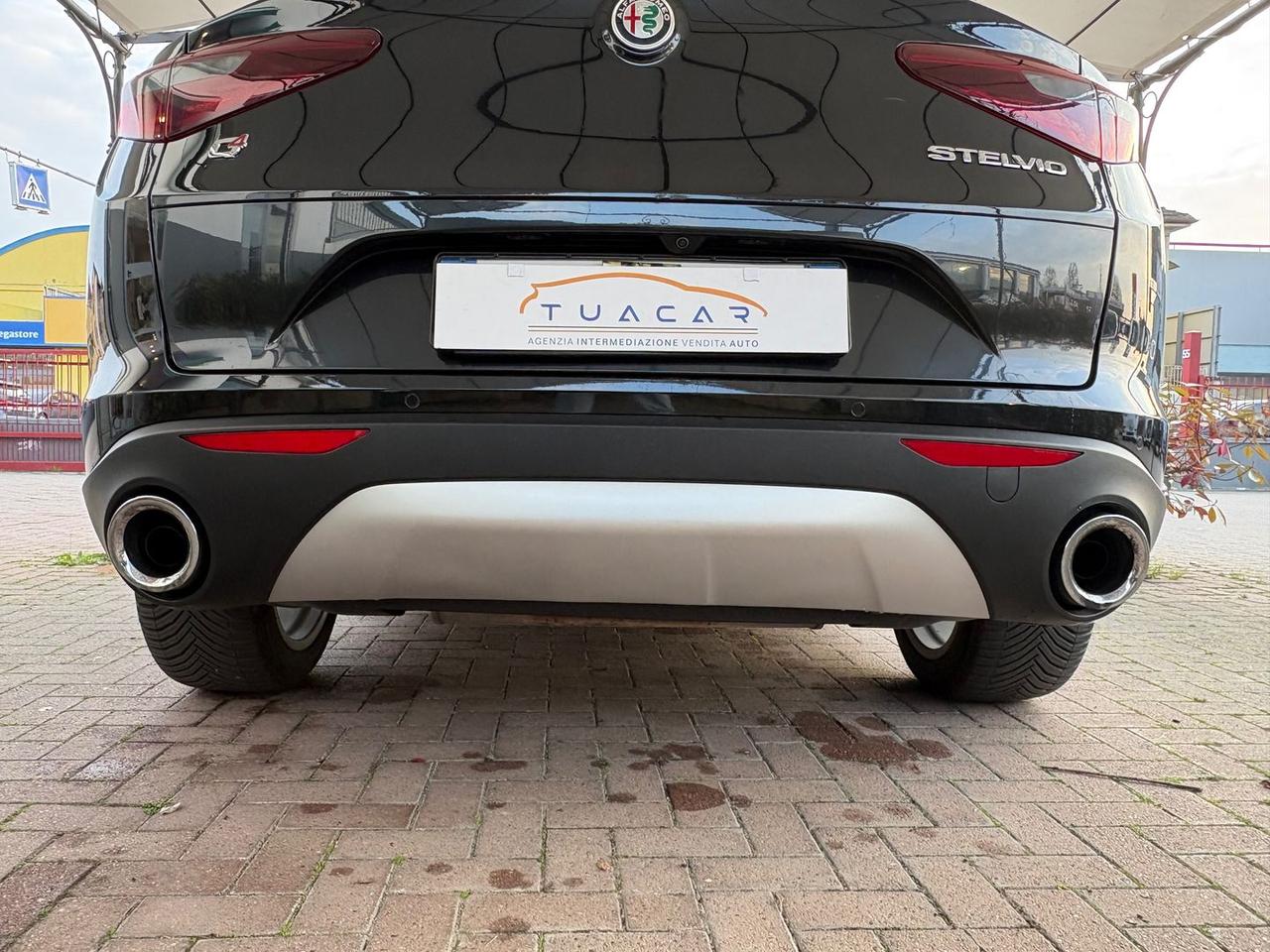 Alfa Romeo Stelvio First Edition 2.0 280 CV #9829