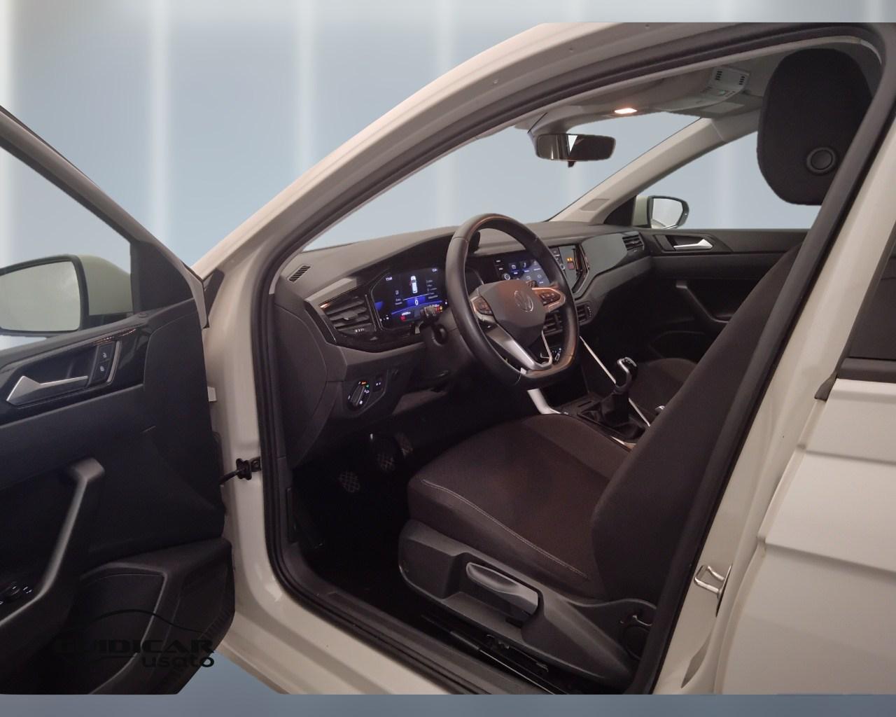 VOLKSWAGEN Polo VI 2022 - Polo 1.0 tsi Life 95cv