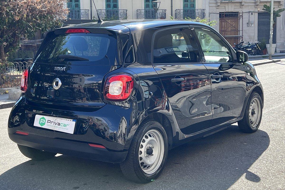 SMART forfour EQ Pure
