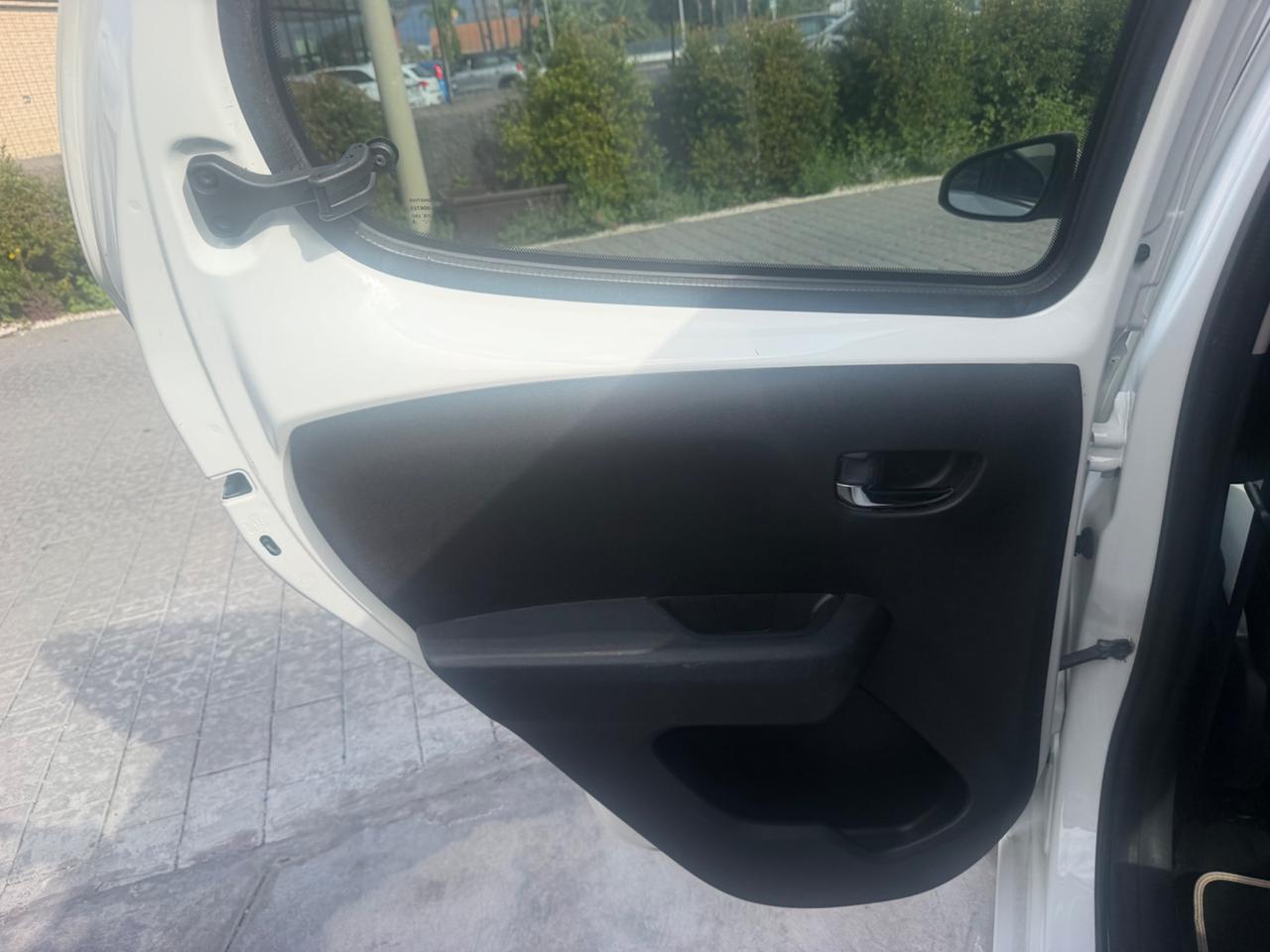 Peugeot 108 1.2 VTi Roland Garros