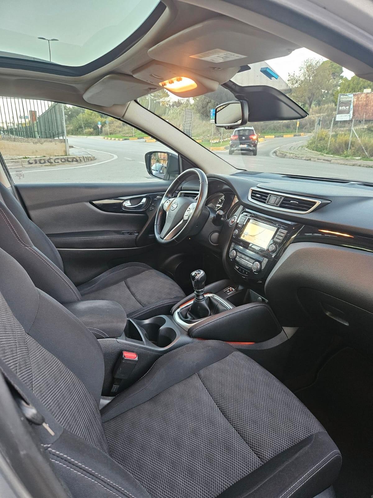 Nissan Qashqai 1.2 benz. DIG-T 360° TETTO PANORAMICO