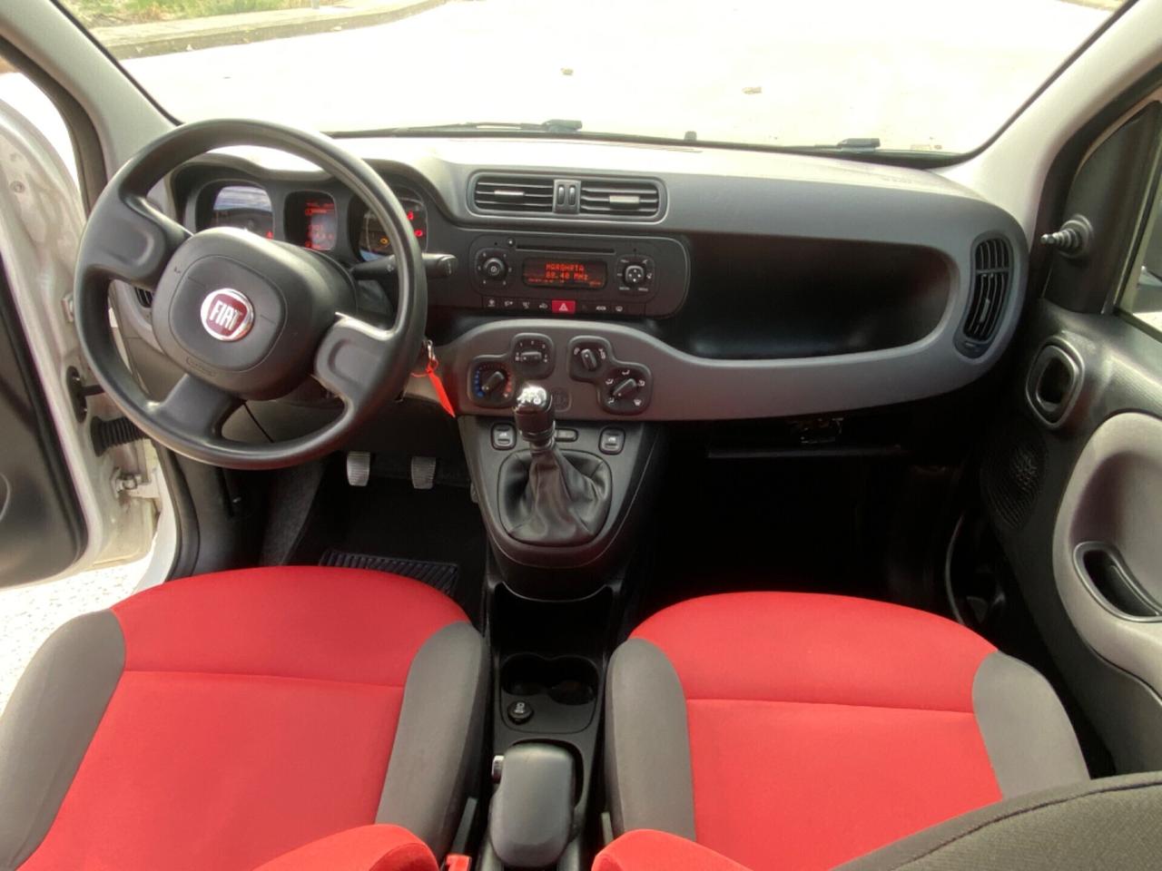 Fiat Panda 1.2 cv 70 longe 2017 posti 5