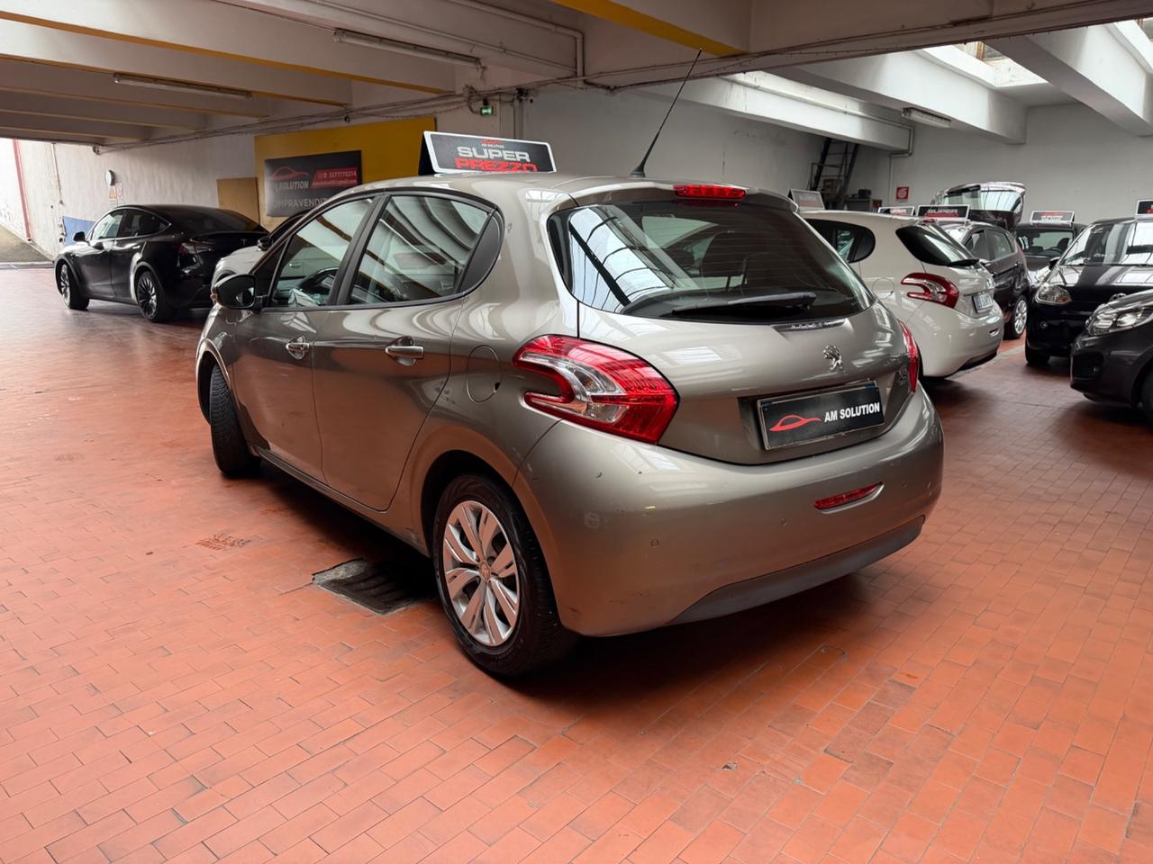 Peugeot 208 1.2 Neopatentati Euro 5