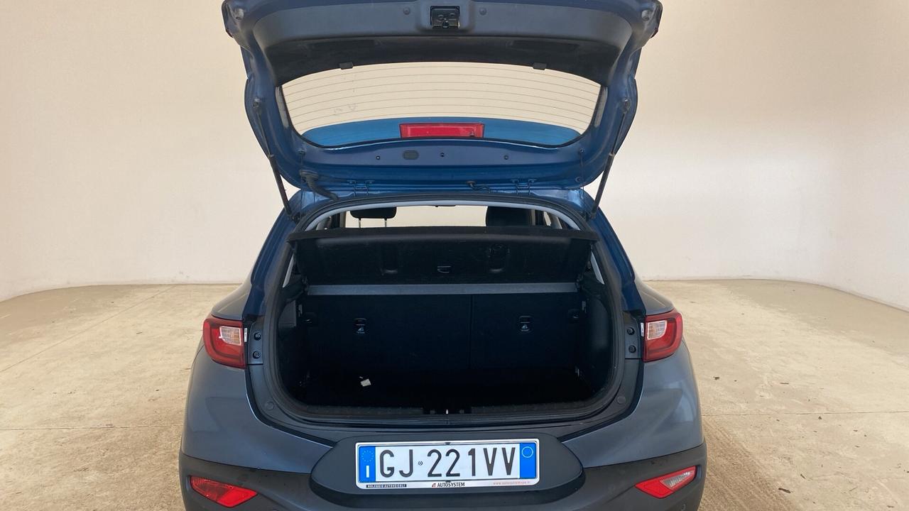 Kia Stonic 1.2 DPI Urban * 36.000 KM