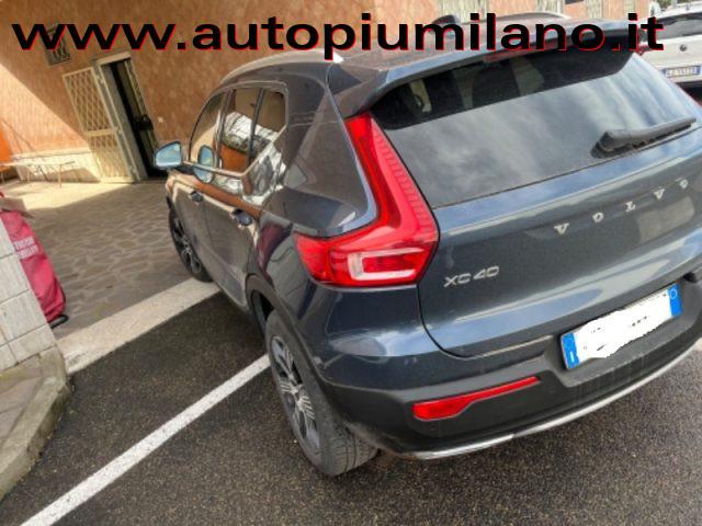 VOLVO XC40 D4 AWD Geartronic Inscription