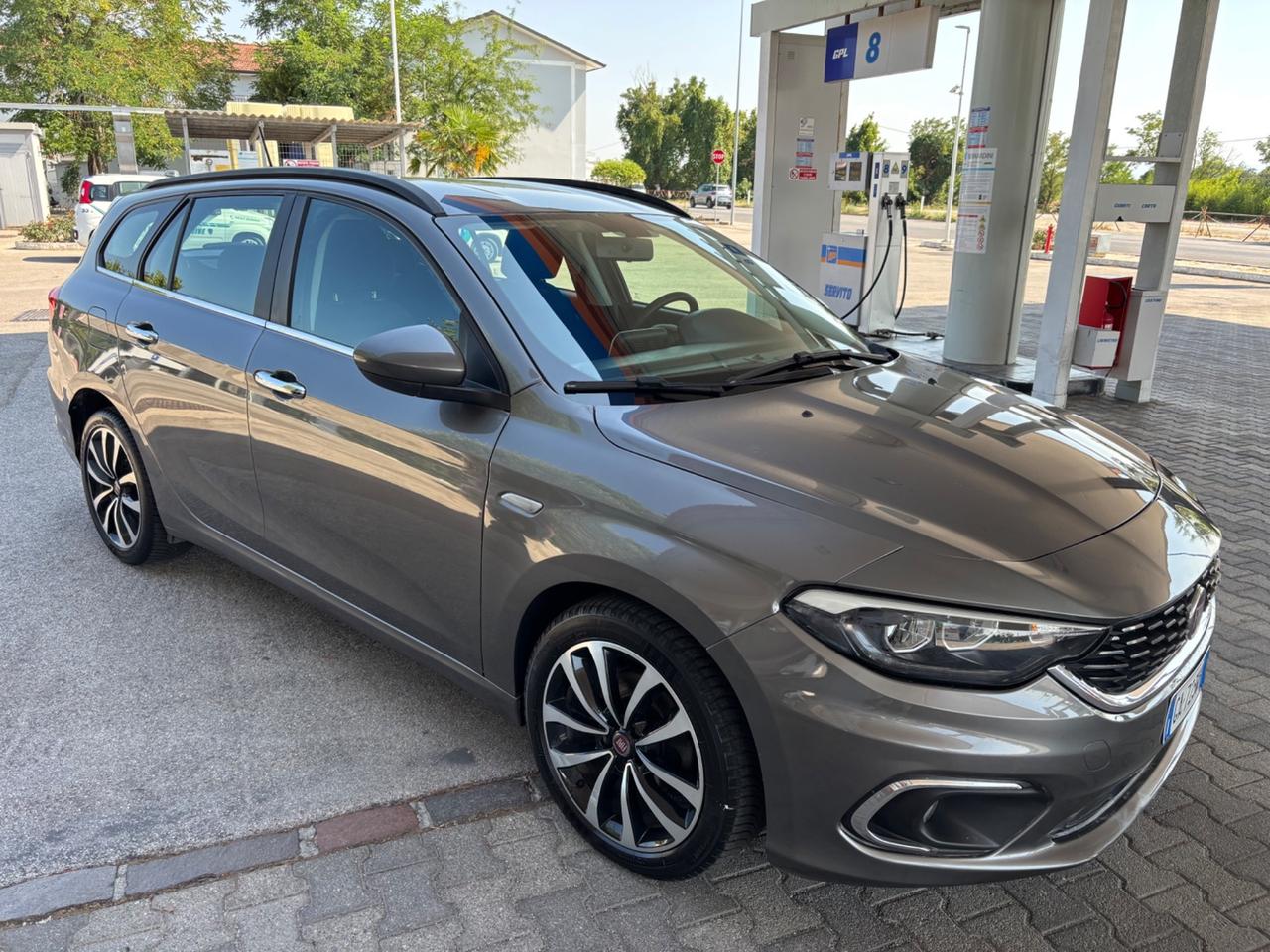 Fiat Tipo 1.6 Mjt S&S DCT 5 porte Mirror