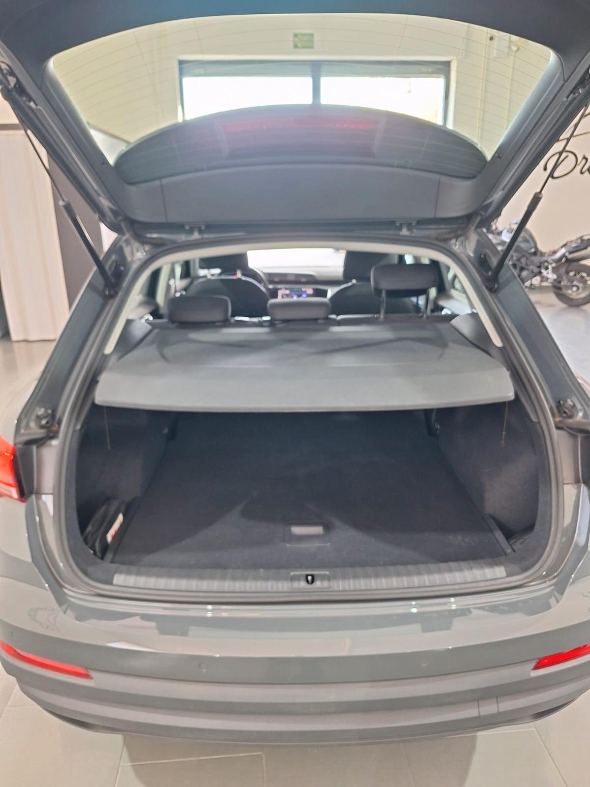 Audi Q3 35 2.0TDI S tronic 150cv 2022