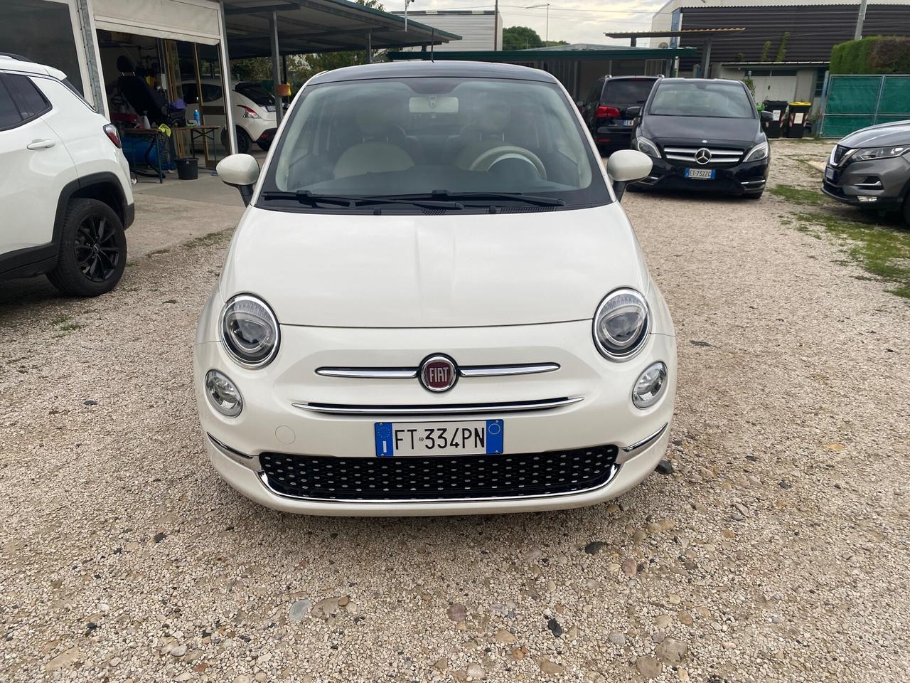 FIAT 500 LOUNGE - KM 32000 - PARI AL NUOVO