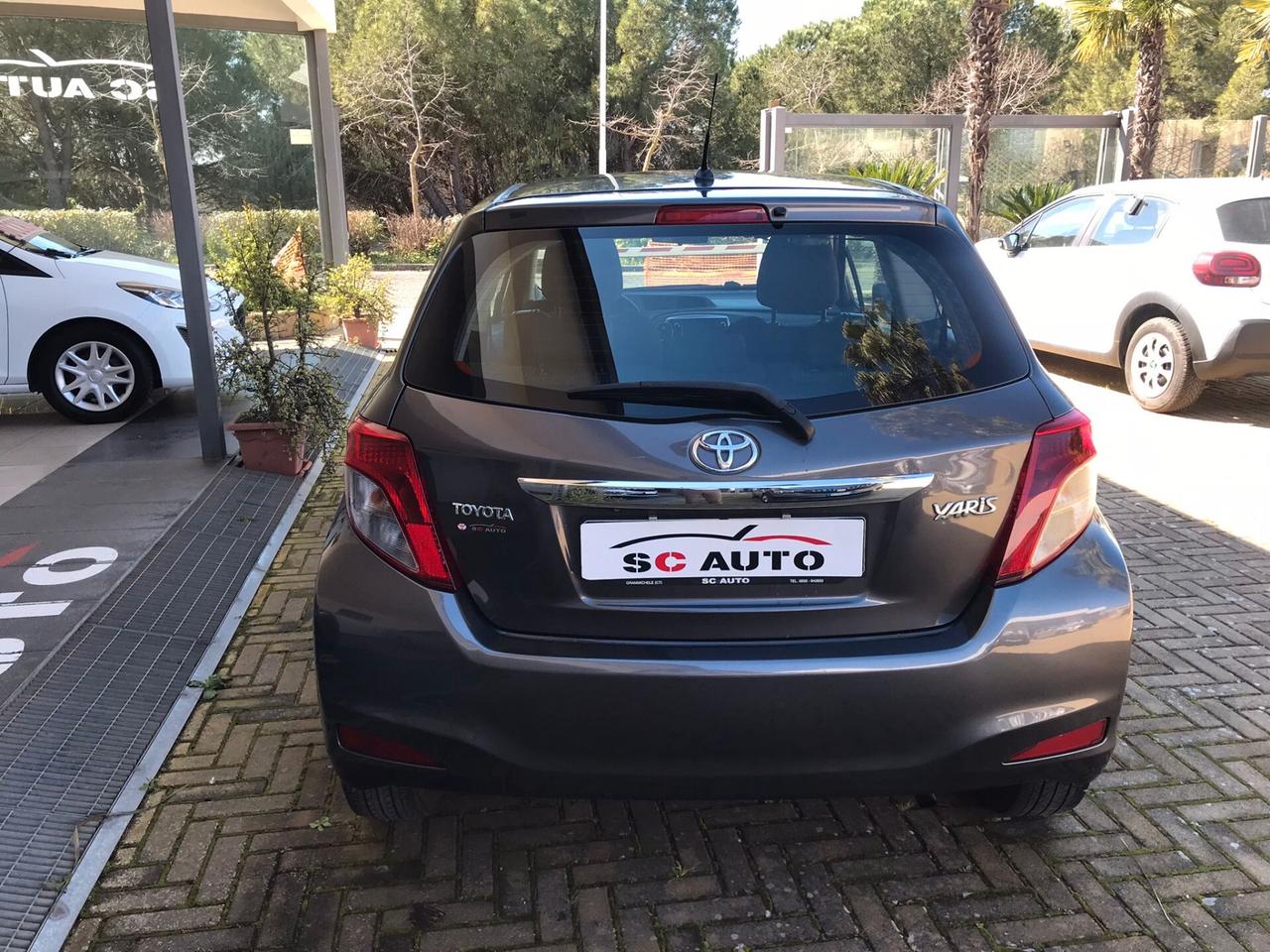 Toyota Yaris 1.0 3 porte Active