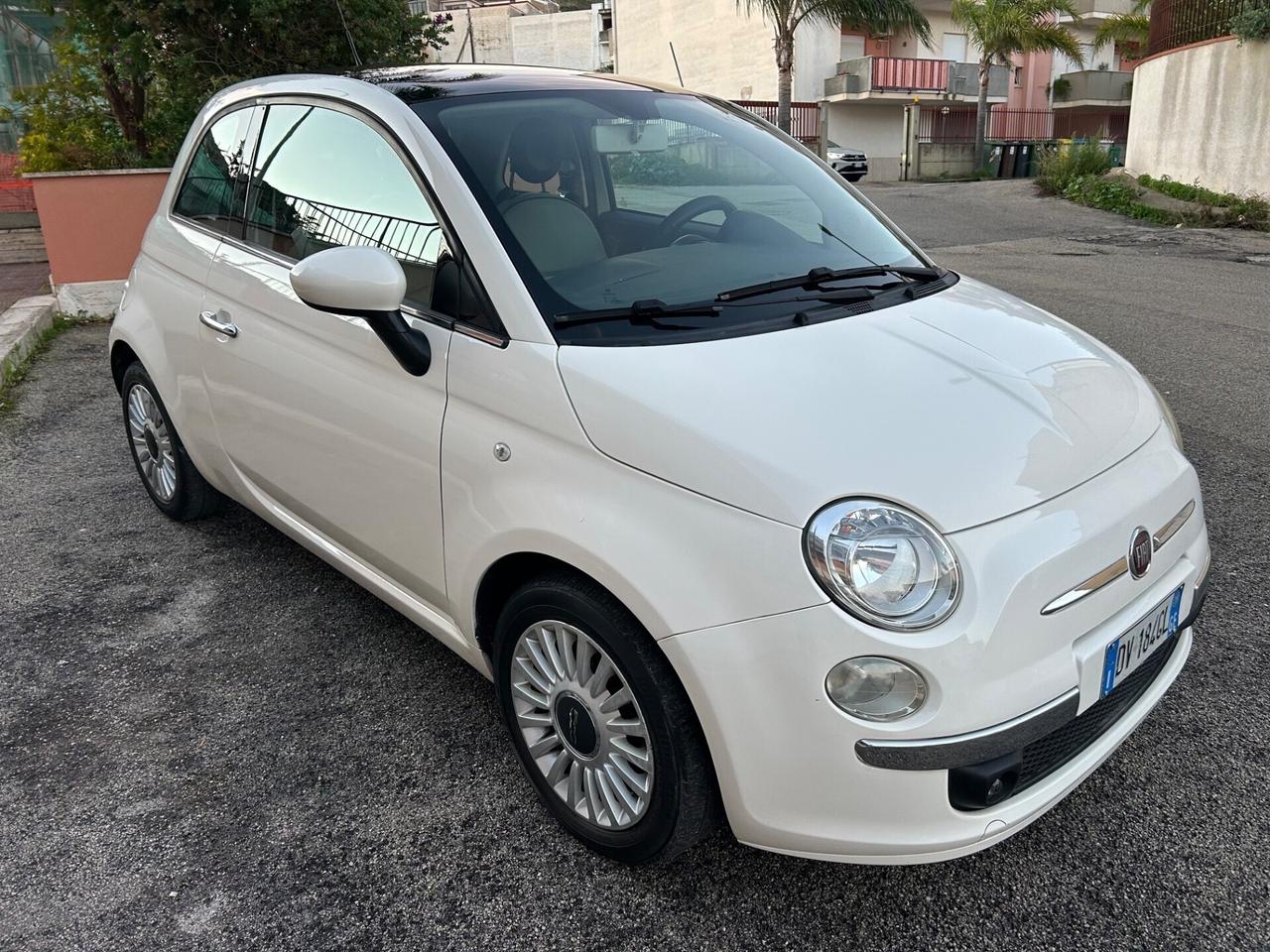 Fiat 500 1.2 Lounge ideale per neopatentati