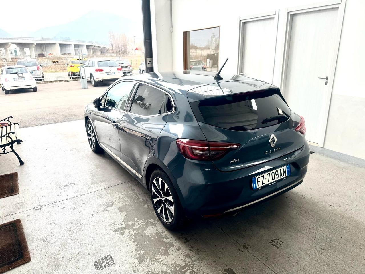 Renault Clio TCe 130 CV EDC FAP 5 porte Intens