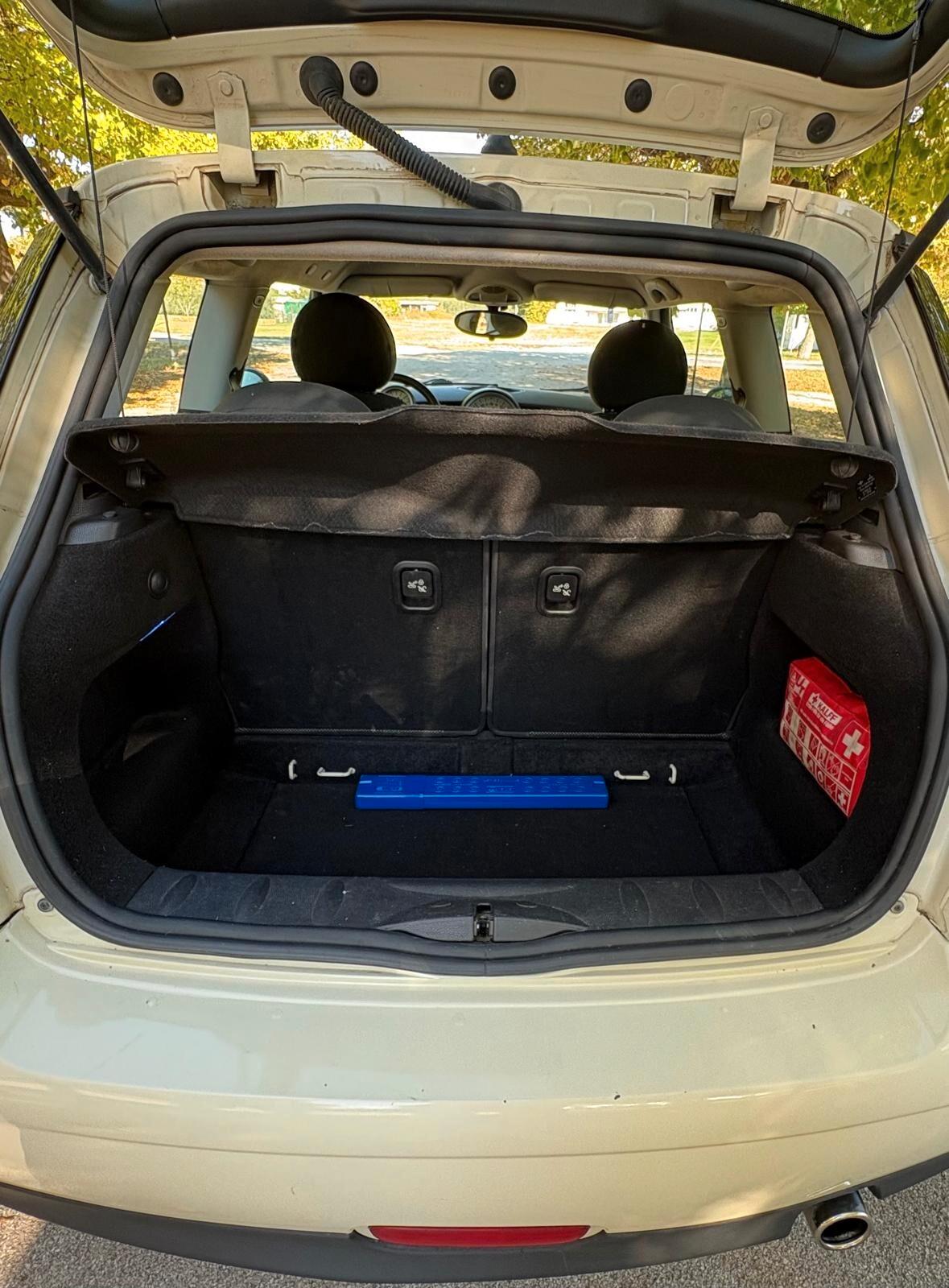 Mini 1.4 16V One (55kW)
