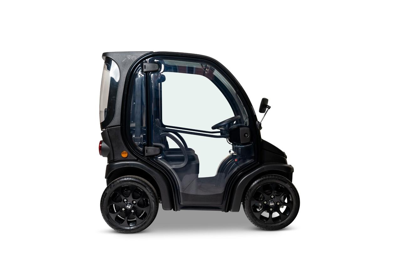 Biro' Big 45 Remove con 2 batterie removibili( con una batteria aggiuntiva non rimarrai mai a piedi) !!!! La comodità di caricare a casa o in ufficio. GARANZIA 12 MESI