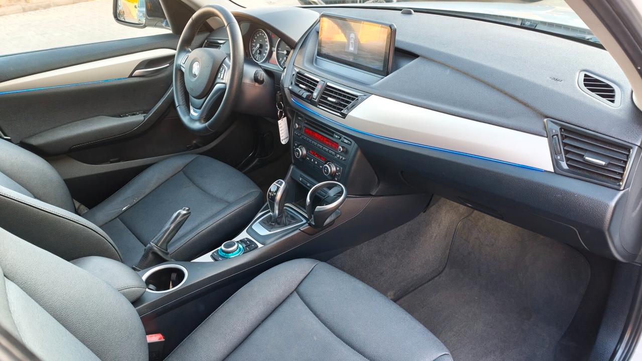 Bmw X1 sDrive18d X Line