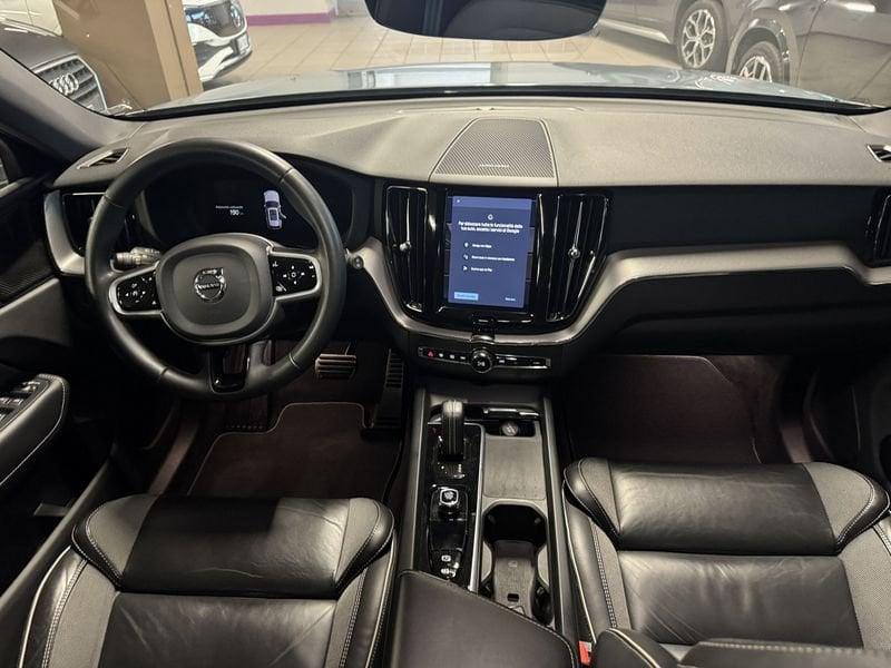 Volvo XC60 B4 D automatico R-Design