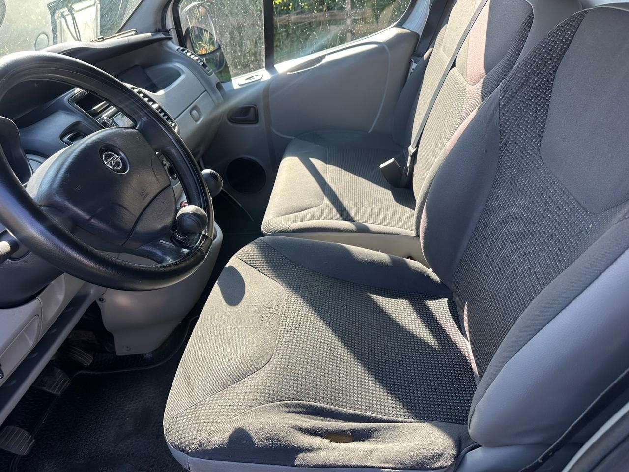 Opel vivaro 2013 diesel 2.0