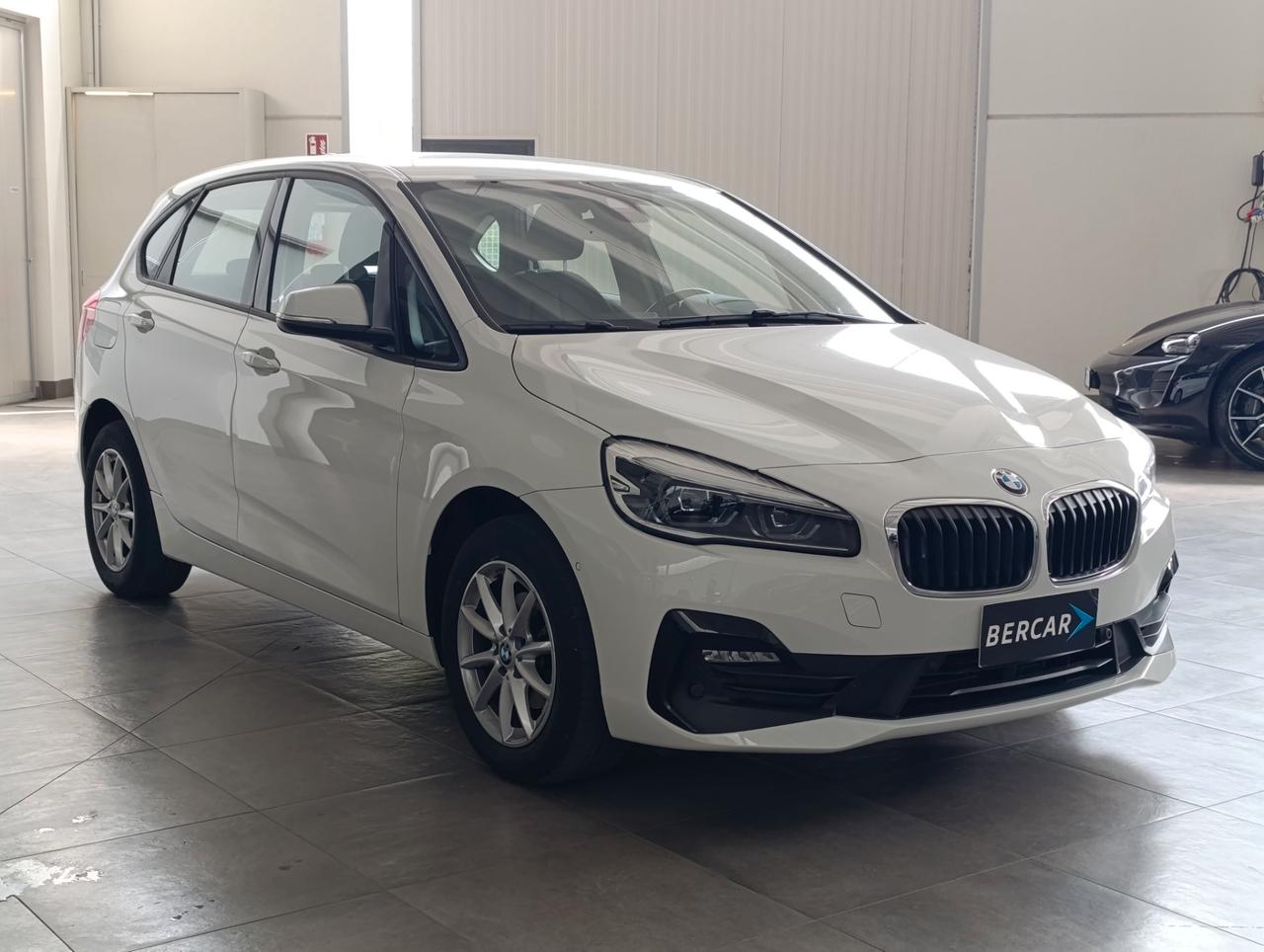 BMW 216 i Active Tourer Advantage