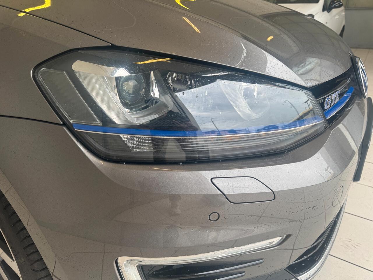VOLKSWAGEN Golf GTE 1.4 TSI DSG