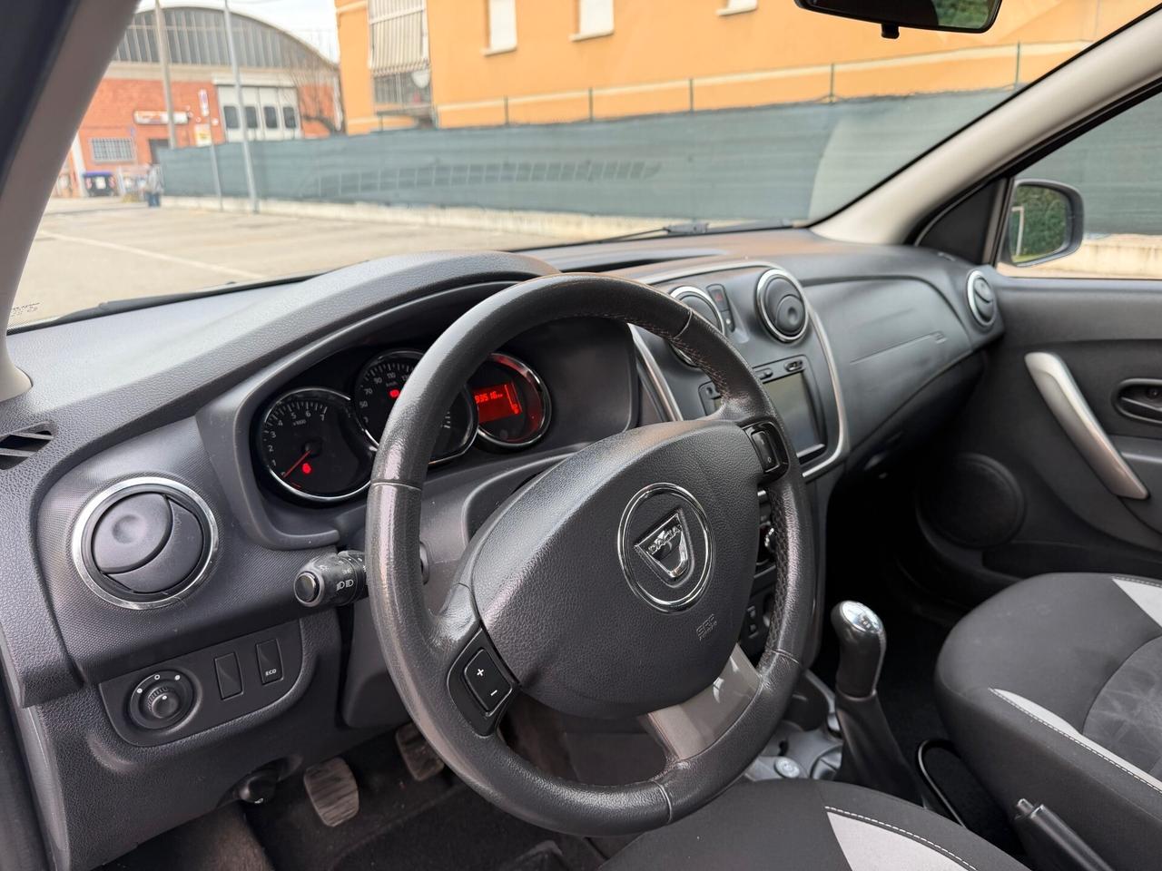 Dacia Sandero Stepway 0.9 GPL - NEOP. - 12 MESI DI GARANZIA -